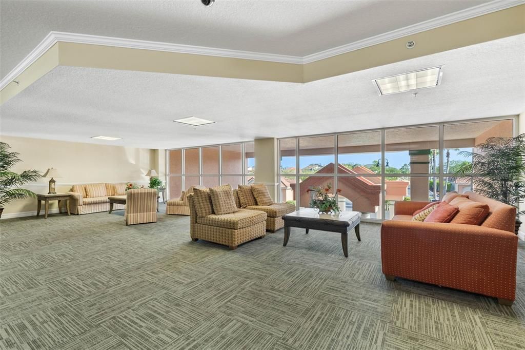 Activo con contrato: $450,000 (3 camas, 2 baños, 1525 Pies cuadrados)