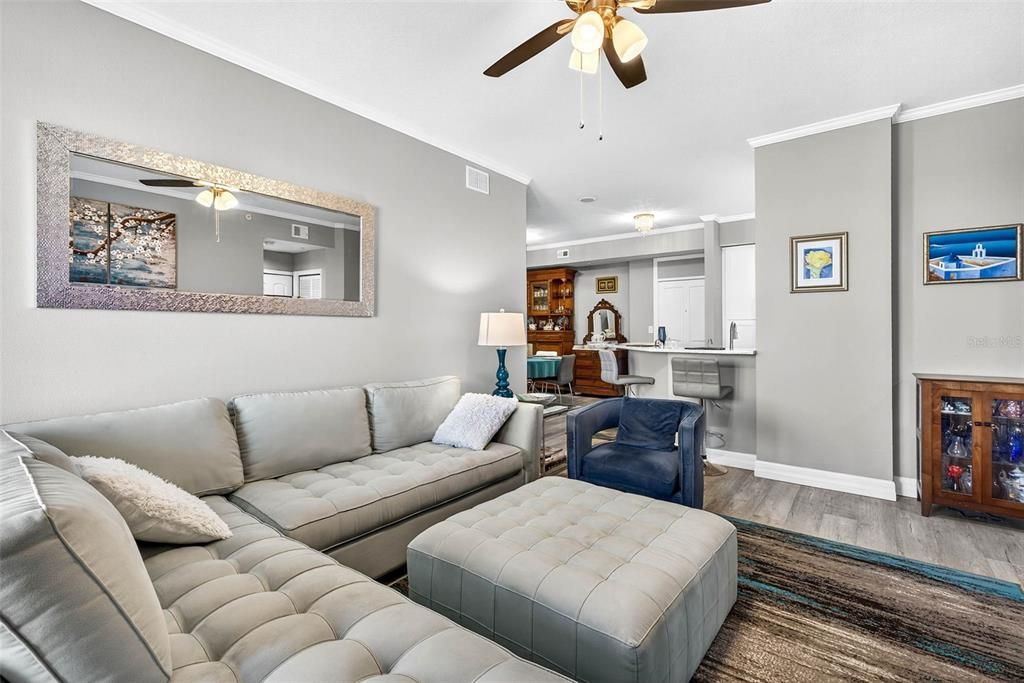 Activo con contrato: $450,000 (3 camas, 2 baños, 1525 Pies cuadrados)