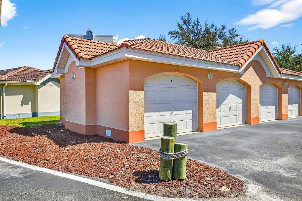 Activo con contrato: $450,000 (3 camas, 2 baños, 1525 Pies cuadrados)