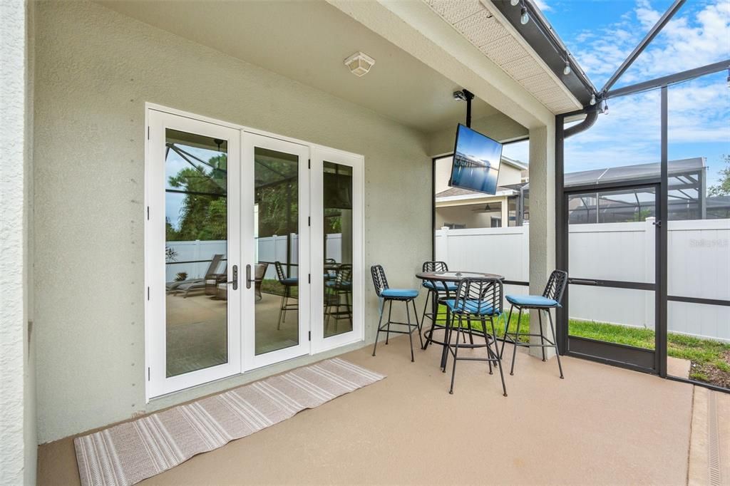 На продажу: $550,000 (4 спален, 2 ванн, 2014 Квадратных фут)