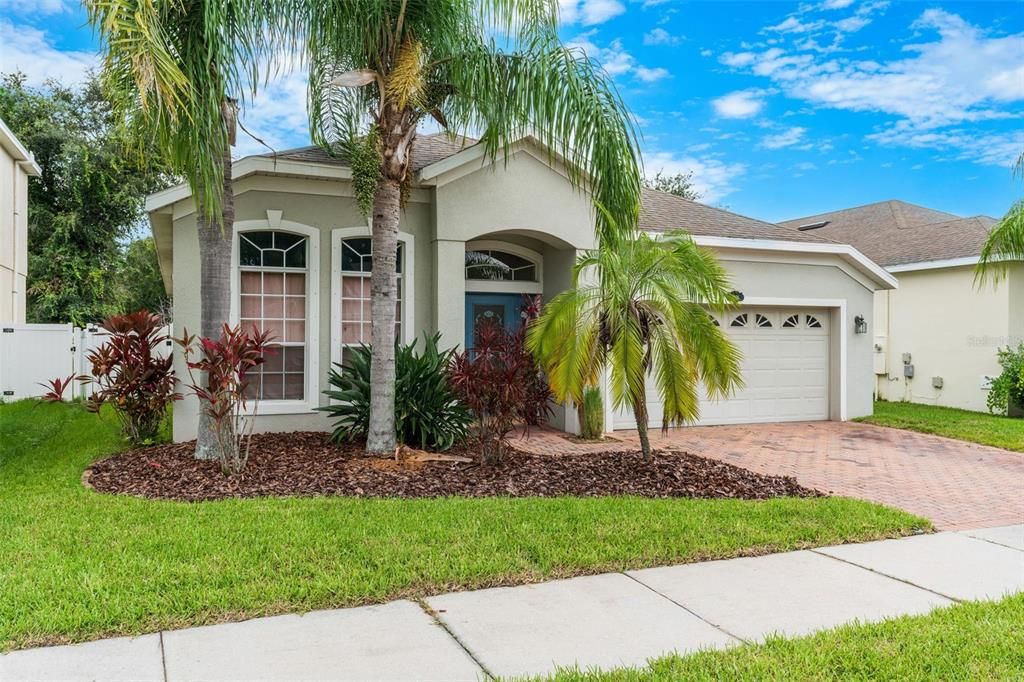 На продажу: $550,000 (4 спален, 2 ванн, 2014 Квадратных фут)