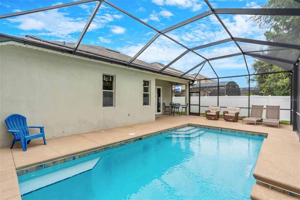 На продажу: $550,000 (4 спален, 2 ванн, 2014 Квадратных фут)