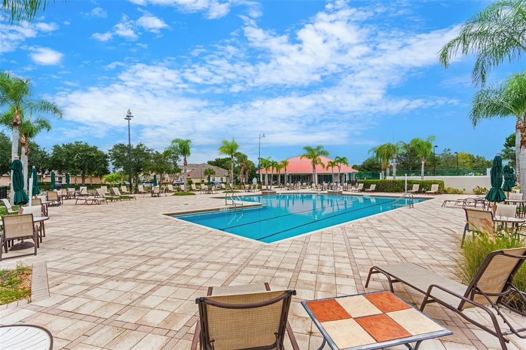 На продажу: $550,000 (4 спален, 2 ванн, 2014 Квадратных фут)