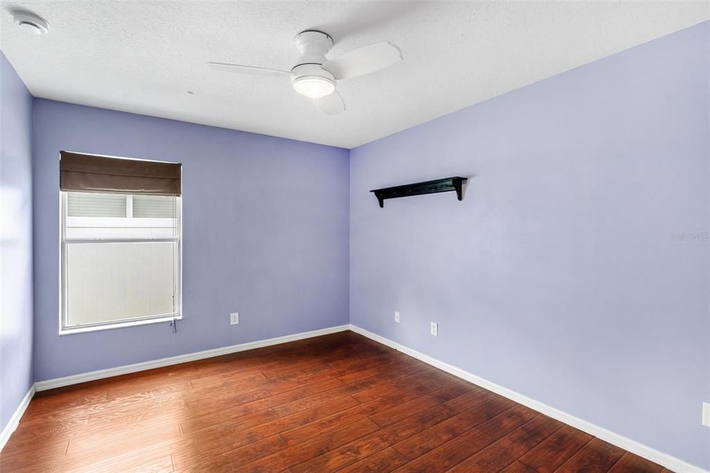 На продажу: $550,000 (4 спален, 2 ванн, 2014 Квадратных фут)