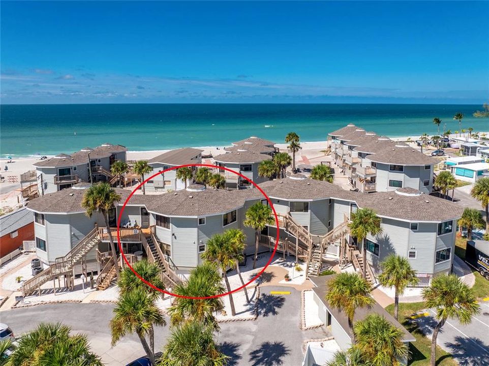 Activo con contrato: $425,000 (2 camas, 2 baños, 762 Pies cuadrados)