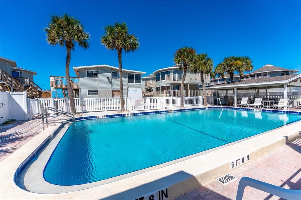 Activo con contrato: $425,000 (2 camas, 2 baños, 762 Pies cuadrados)