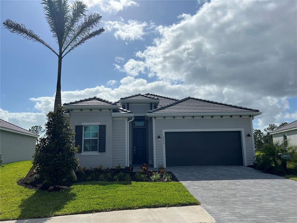 В аренду: $4,500 (4 спален, 3 ванн, 2247 Квадратных фут)