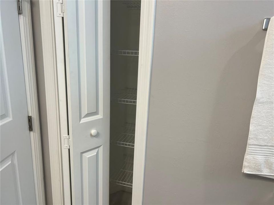 В аренду: $4,500 (4 спален, 3 ванн, 2247 Квадратных фут)