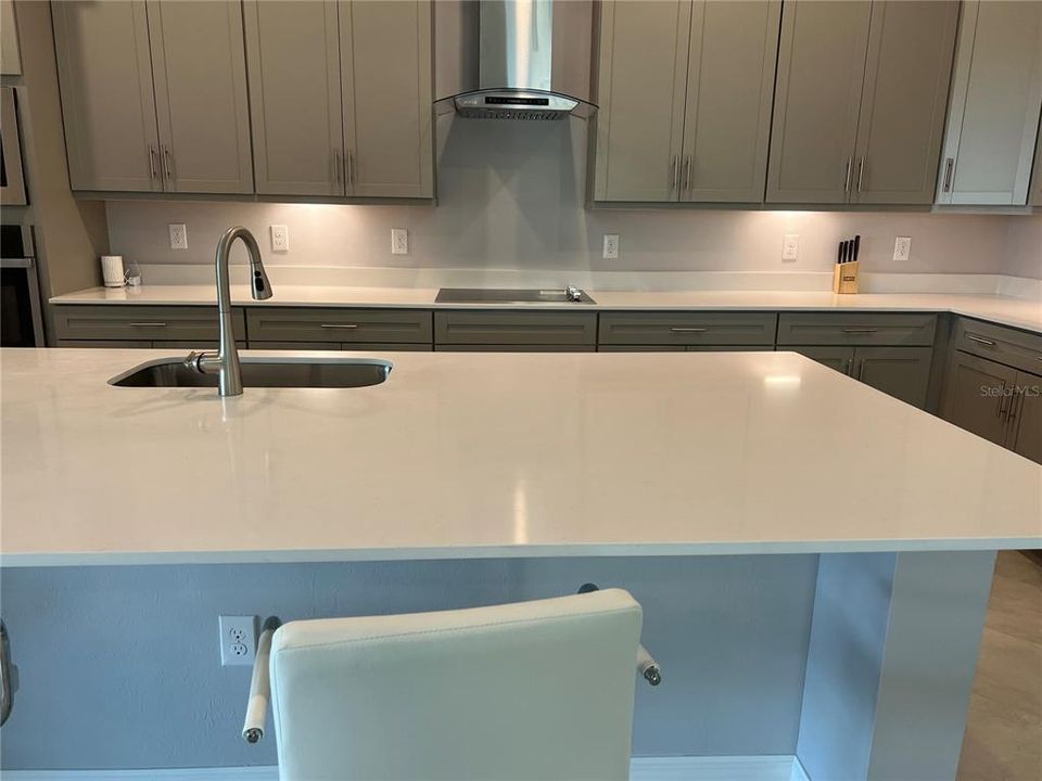 В аренду: $4,500 (4 спален, 3 ванн, 2247 Квадратных фут)