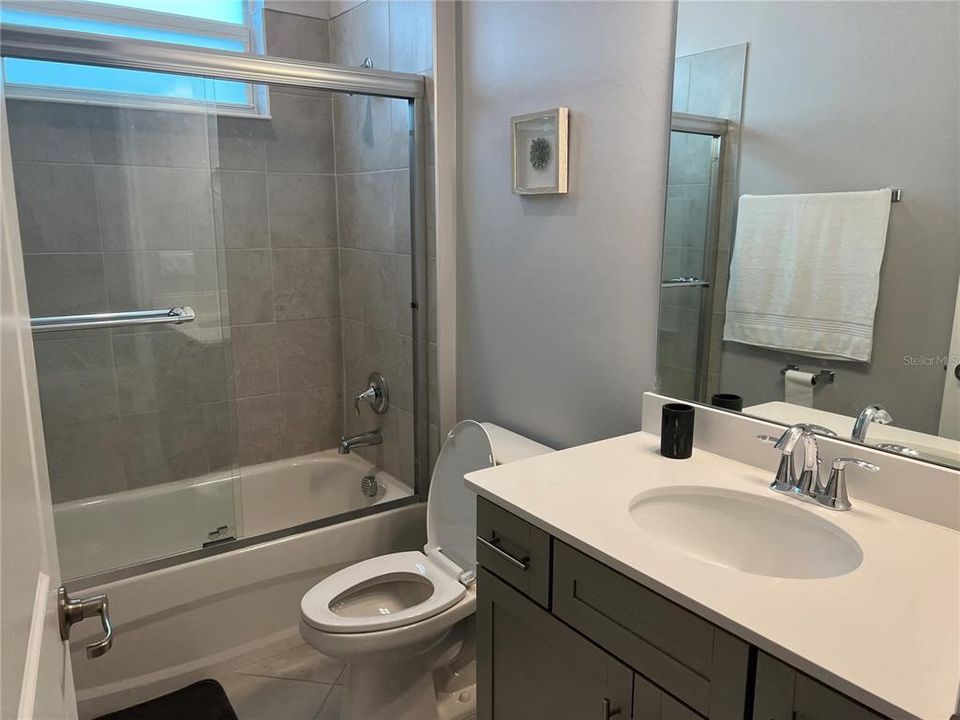 В аренду: $4,500 (4 спален, 3 ванн, 2247 Квадратных фут)