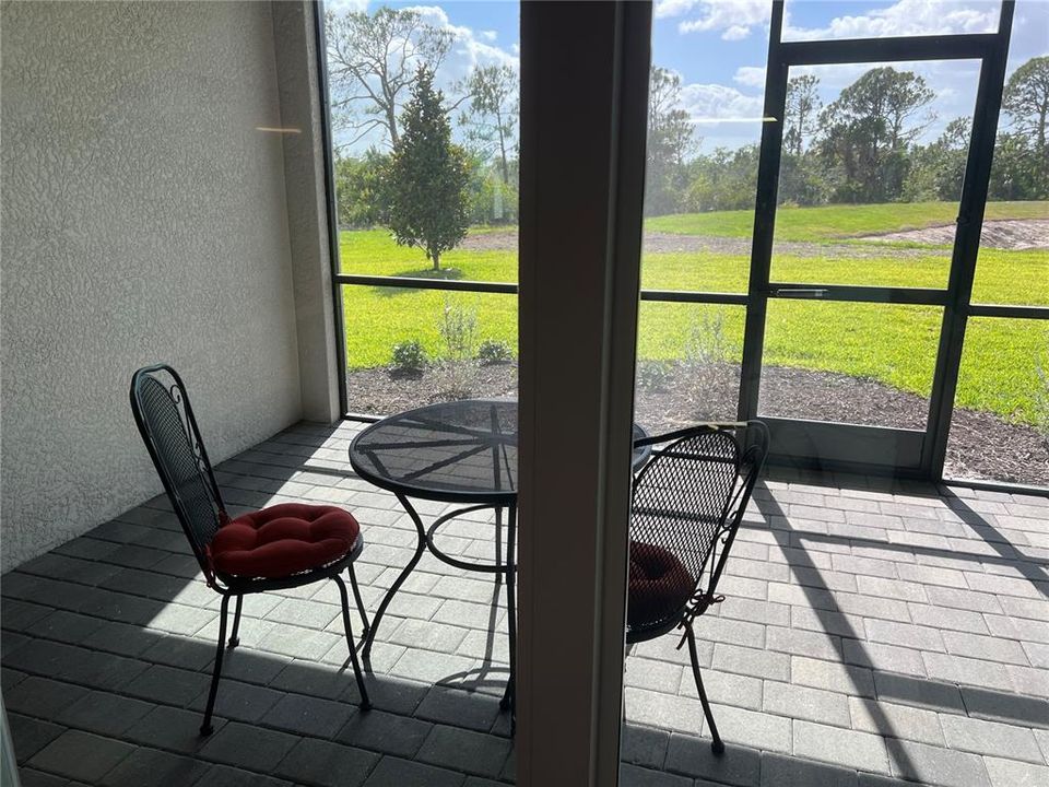 В аренду: $4,500 (4 спален, 3 ванн, 2247 Квадратных фут)