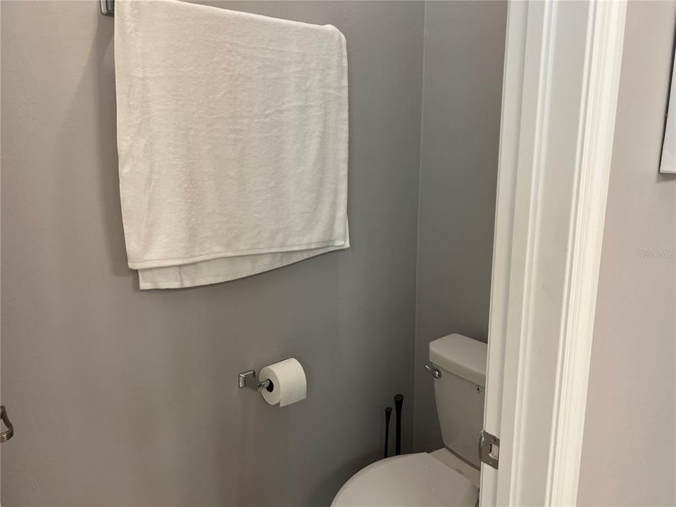 В аренду: $4,500 (4 спален, 3 ванн, 2247 Квадратных фут)