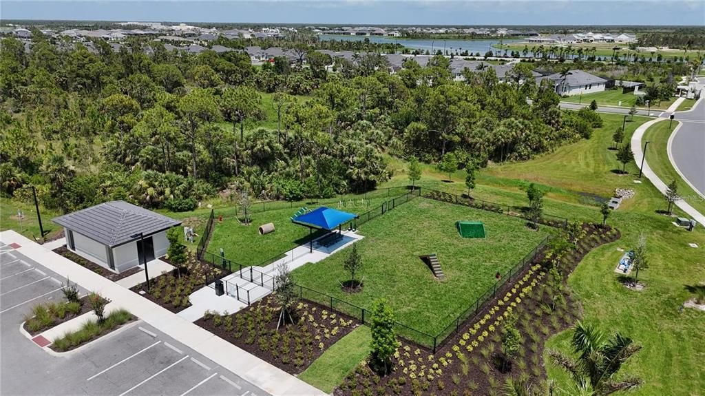 В аренду: $4,500 (4 спален, 3 ванн, 2247 Квадратных фут)