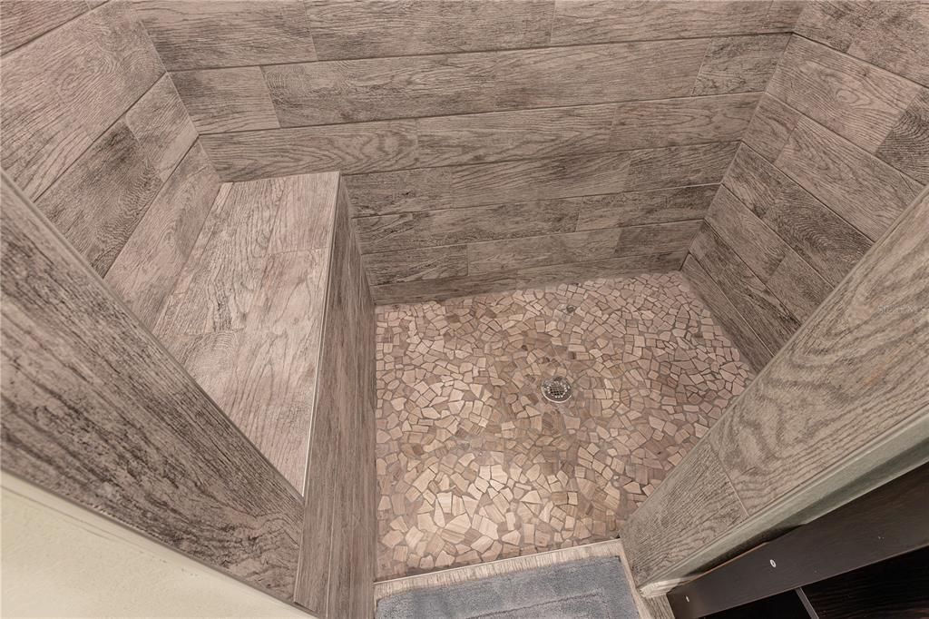 Active With Contract: $399,000 (3 beds, 2 baths, 1648 Square Feet)