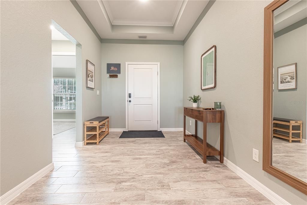 Active With Contract: $399,000 (3 beds, 2 baths, 1648 Square Feet)