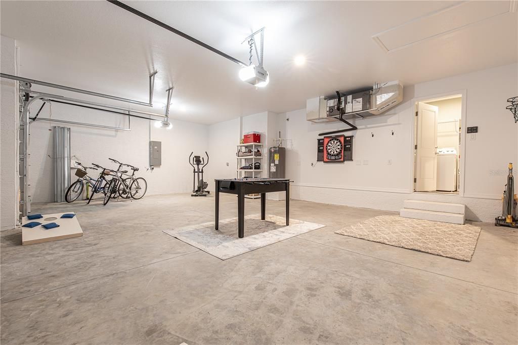 Active With Contract: $399,000 (3 beds, 2 baths, 1648 Square Feet)