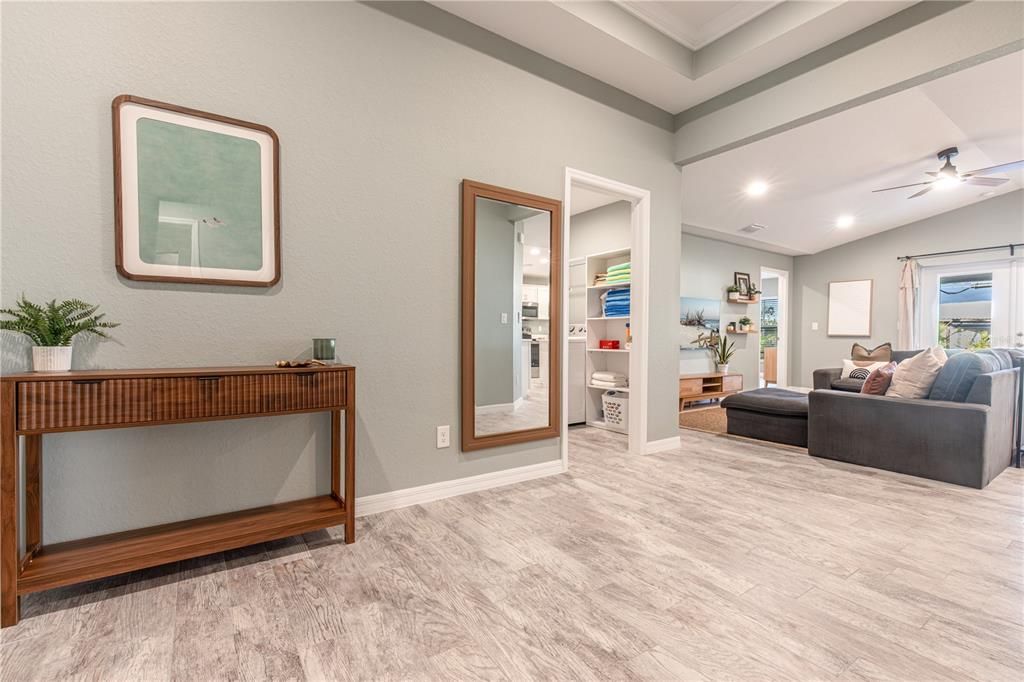 Active With Contract: $399,000 (3 beds, 2 baths, 1648 Square Feet)