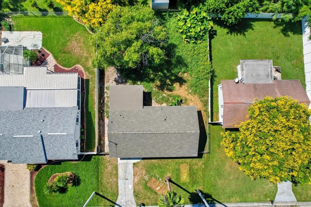 For Sale: $225,000 (3 beds, 2 baths, 1074 Square Feet)