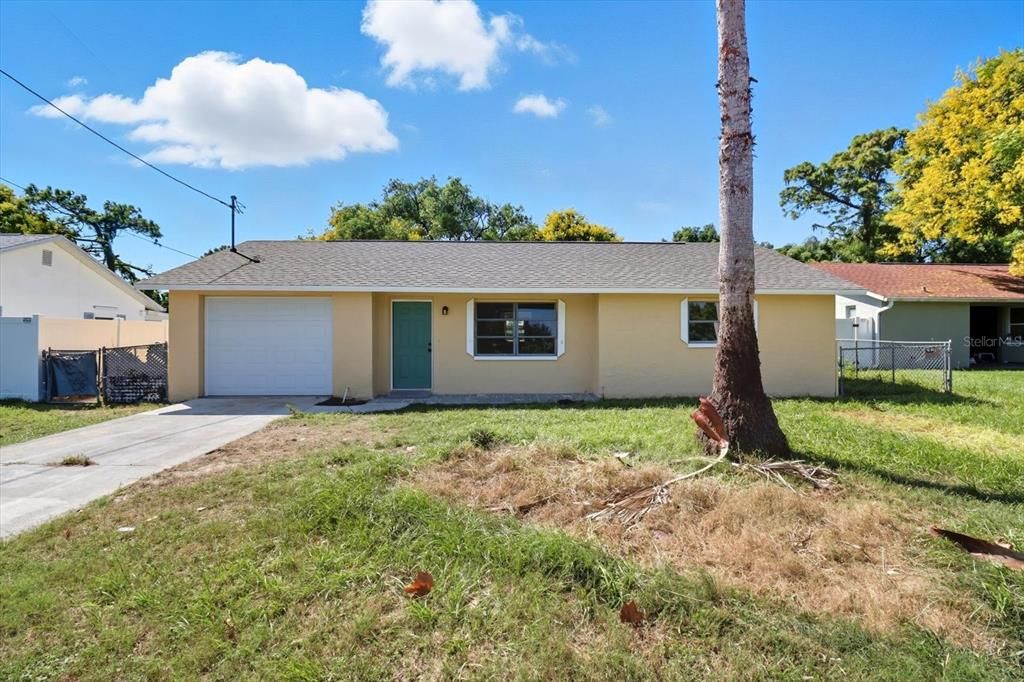 For Sale: $225,000 (3 beds, 2 baths, 1074 Square Feet)