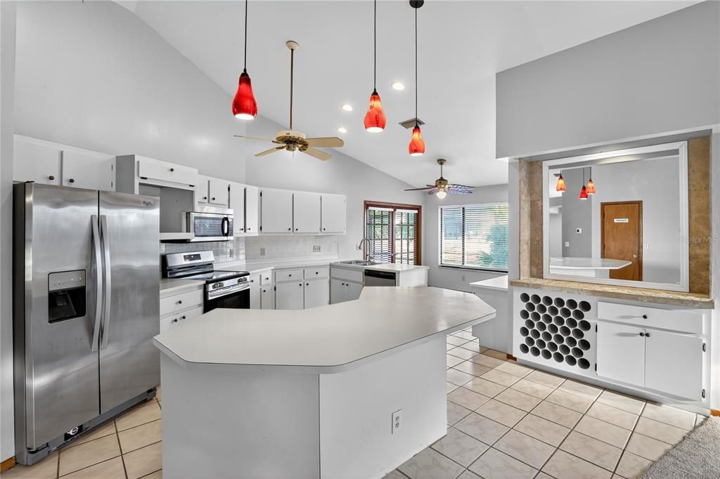 待售: $349,900 (3 贝兹, 2 浴室, 2488 平方英尺)