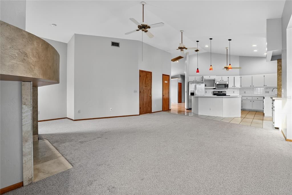 待售: $349,900 (3 贝兹, 2 浴室, 2488 平方英尺)