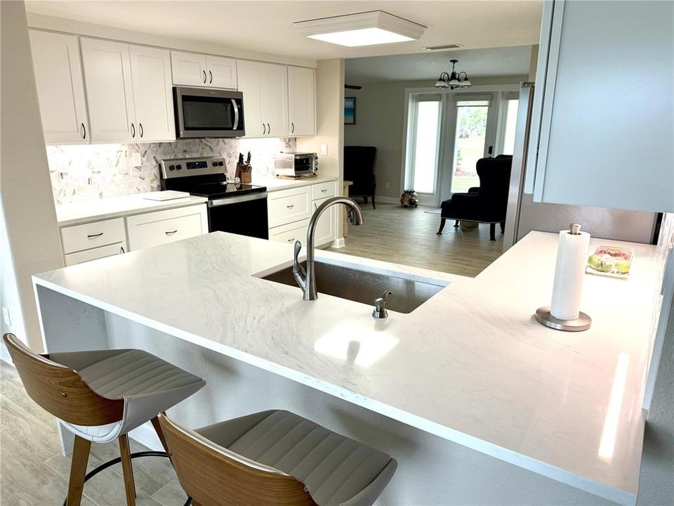 For Rent: $4,000 (2 beds, 2 baths, 1348 Square Feet)