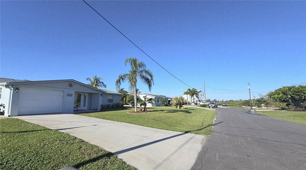 For Rent: $4,000 (2 beds, 2 baths, 1348 Square Feet)