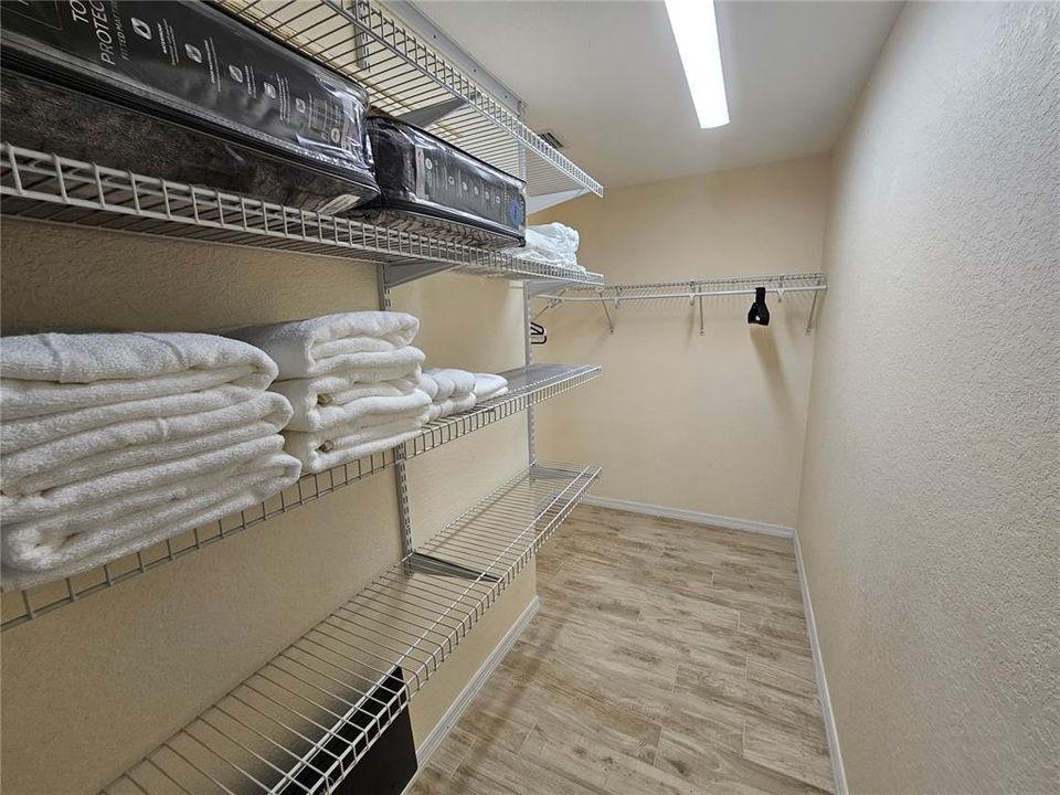 For Rent: $4,000 (2 beds, 2 baths, 1348 Square Feet)