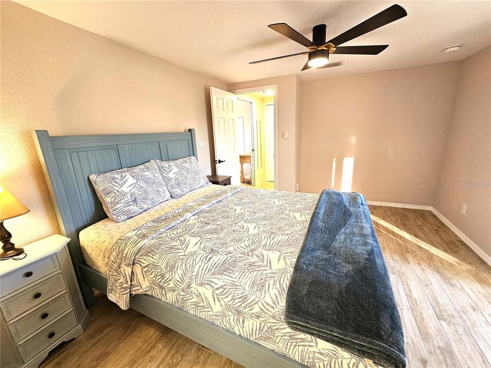 For Rent: $4,000 (2 beds, 2 baths, 1348 Square Feet)