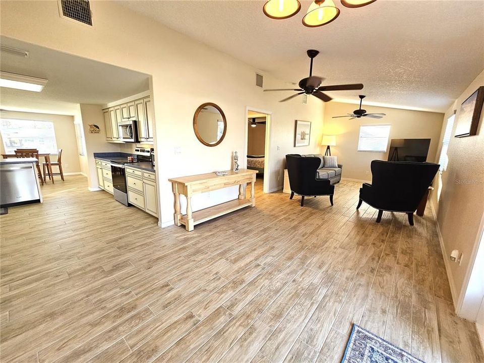 For Rent: $4,000 (2 beds, 2 baths, 1348 Square Feet)