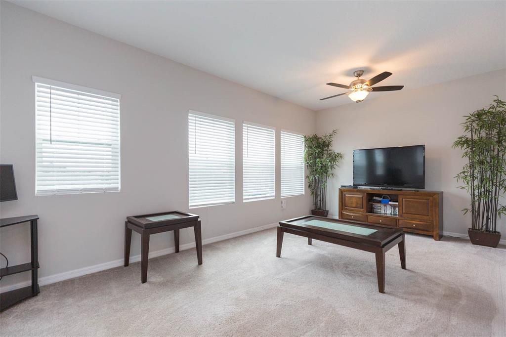 For Sale: $659,000 (4 beds, 3 baths, 2798 Square Feet)