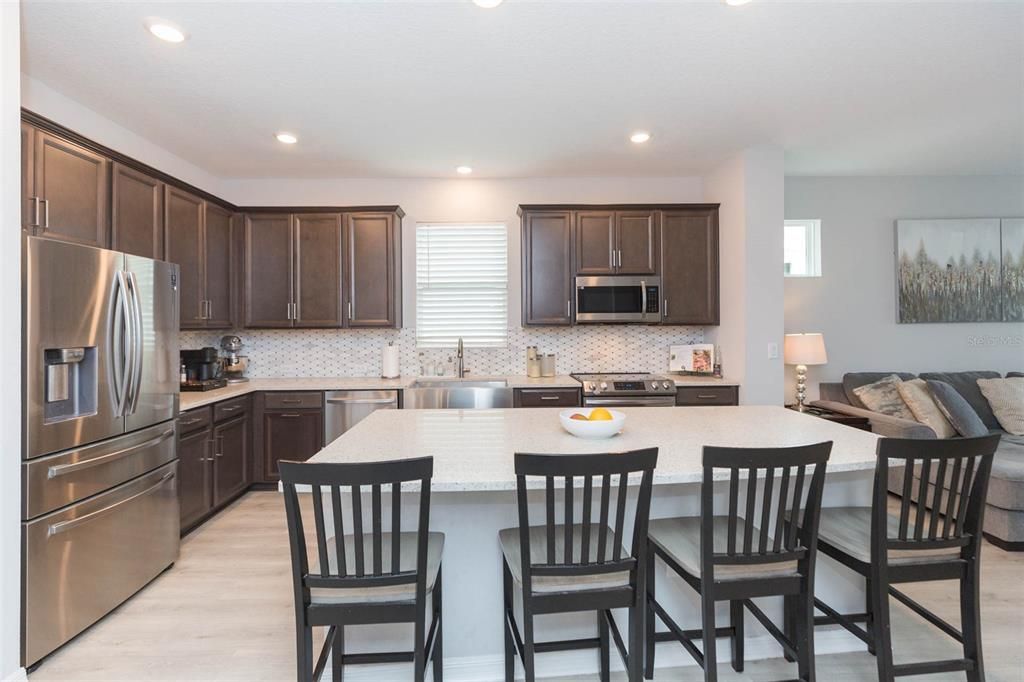 For Sale: $659,000 (4 beds, 3 baths, 2798 Square Feet)