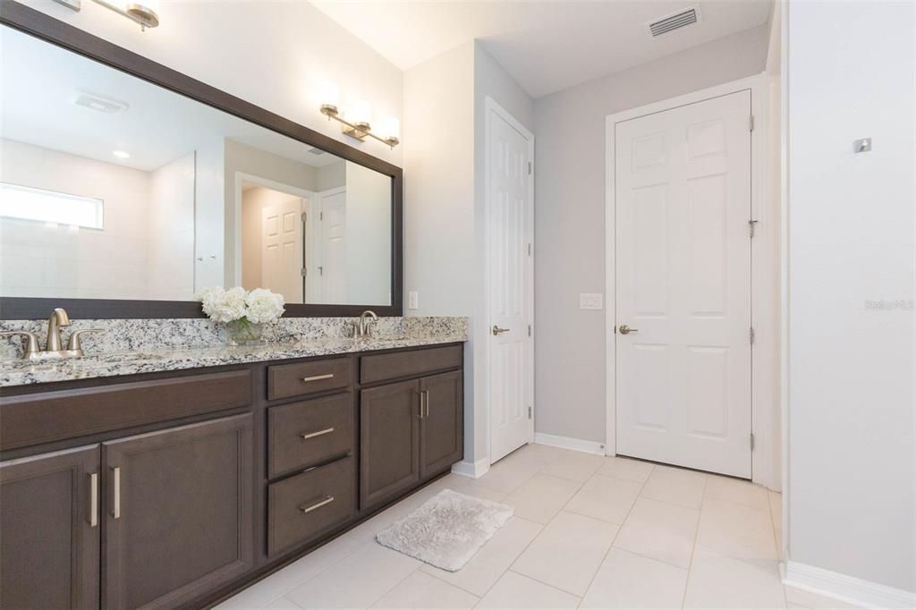 For Sale: $659,000 (4 beds, 3 baths, 2798 Square Feet)