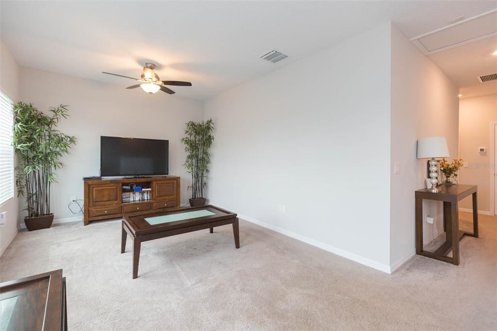 For Sale: $659,000 (4 beds, 3 baths, 2798 Square Feet)