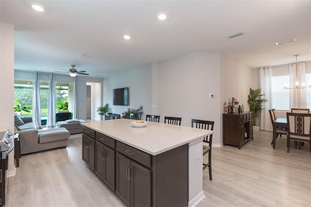 For Sale: $659,000 (4 beds, 3 baths, 2798 Square Feet)