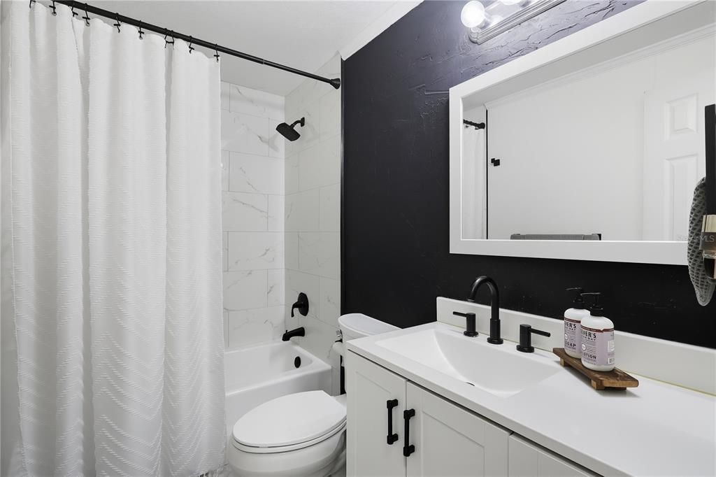 For Sale: $330,000 (3 beds, 2 baths, 1488 Square Feet)