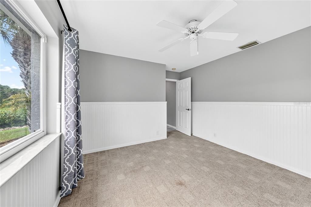 Activo con contrato: $560,000 (3 camas, 3 baños, 2397 Pies cuadrados)