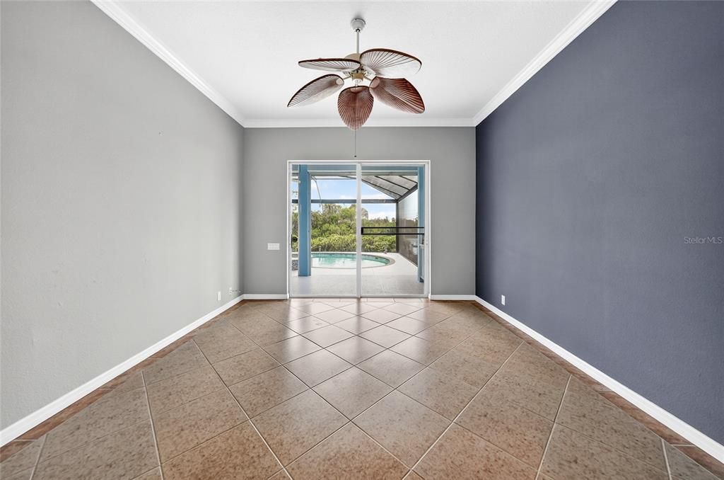 Activo con contrato: $560,000 (3 camas, 3 baños, 2397 Pies cuadrados)