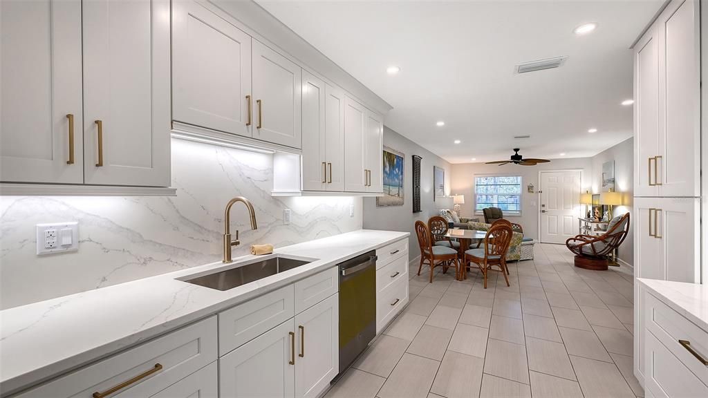 En Renta: $2,700 (2 camas, 2 baños, 1050 Pies cuadrados)