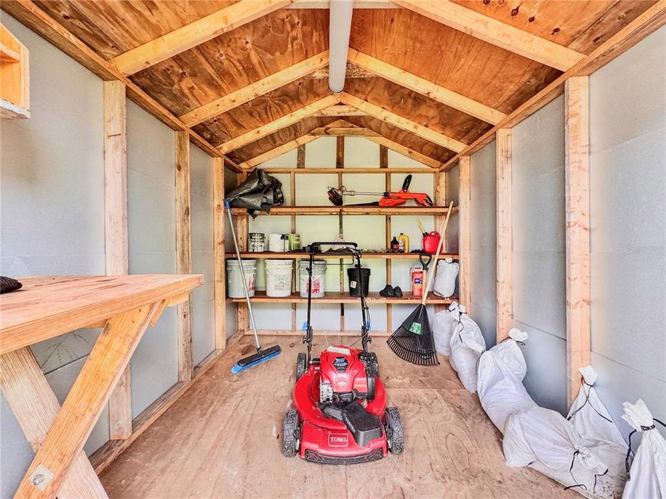 Под контрактом: $260,000 (3 спален, 1 ванн, 972 Квадратных фут)