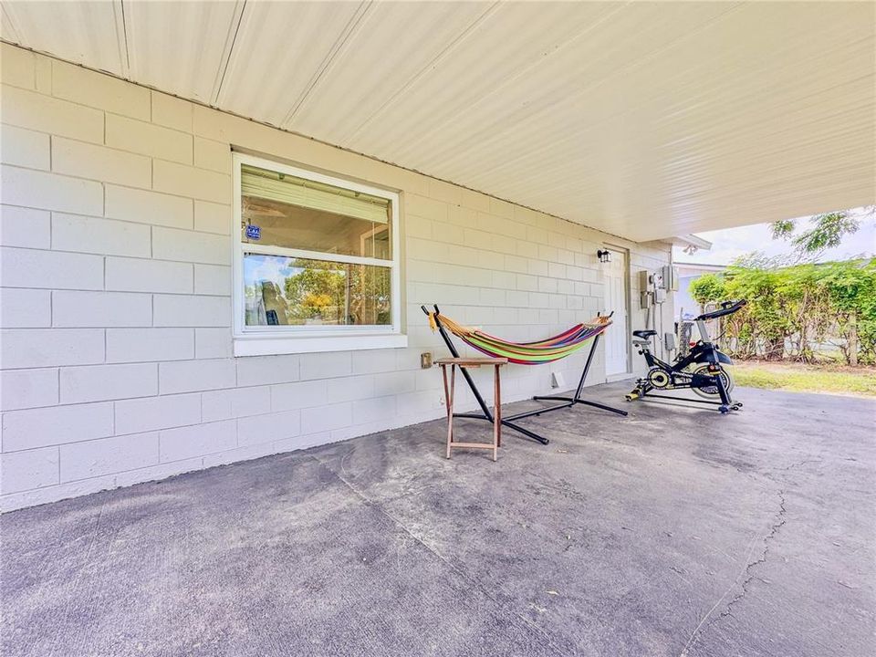 Под контрактом: $260,000 (3 спален, 1 ванн, 972 Квадратных фут)