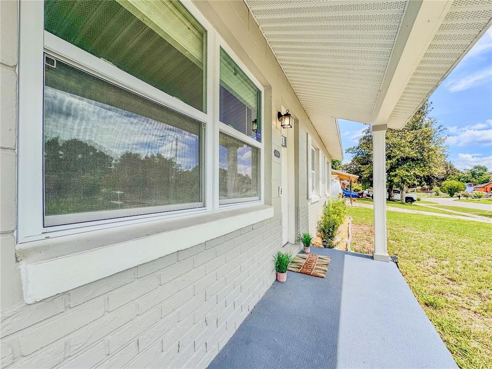 Под контрактом: $260,000 (3 спален, 1 ванн, 972 Квадратных фут)