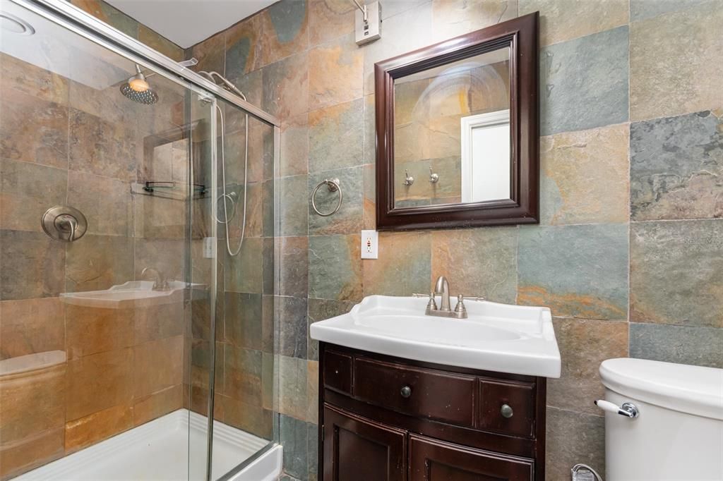 待售: $579,000 (4 贝兹, 3 浴室, 2381 平方英尺)