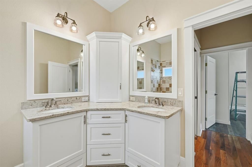 For Sale: $1,425,000 (3 beds, 3 baths, 2856 Square Feet)