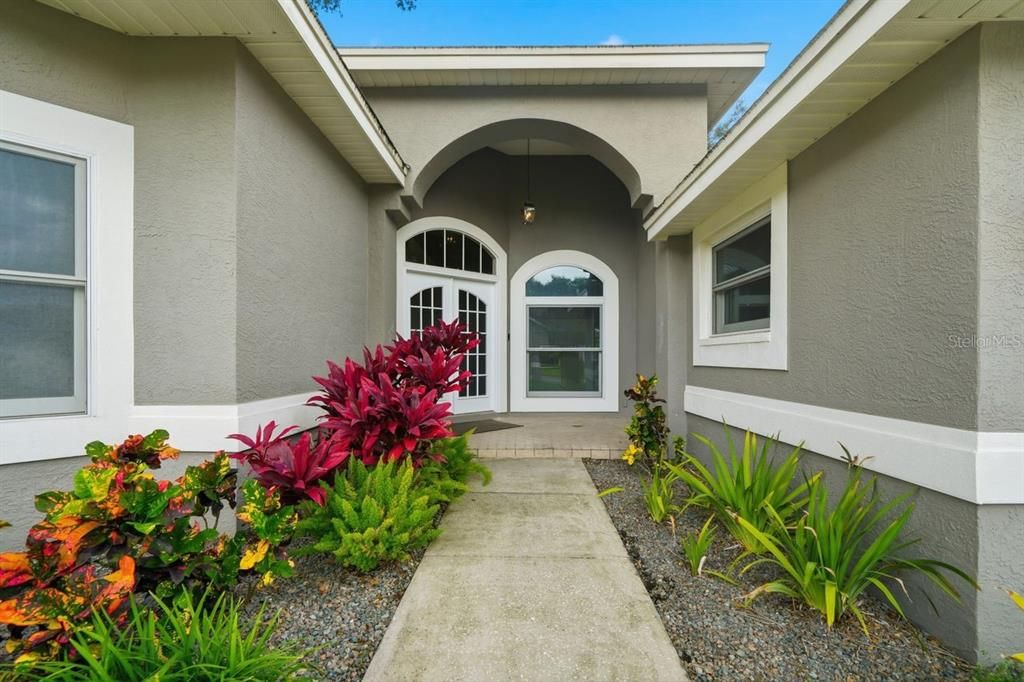 For Sale: $1,425,000 (3 beds, 3 baths, 2856 Square Feet)