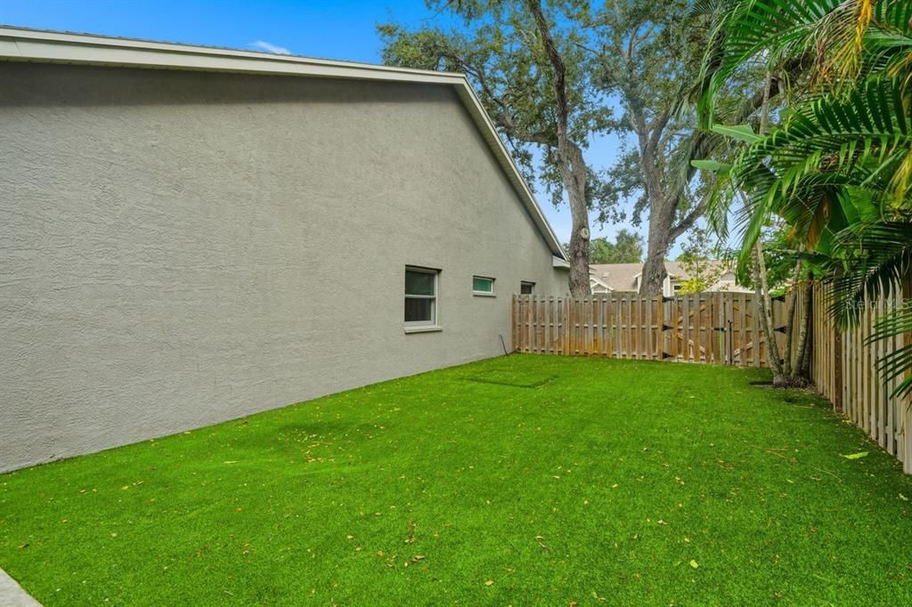 For Sale: $1,425,000 (3 beds, 3 baths, 2856 Square Feet)