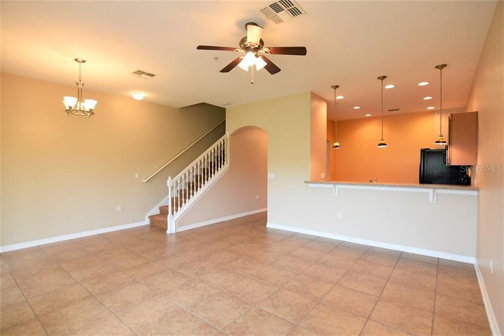 For Rent: $1,795 (3 beds, 2 baths, 1528 Square Feet)