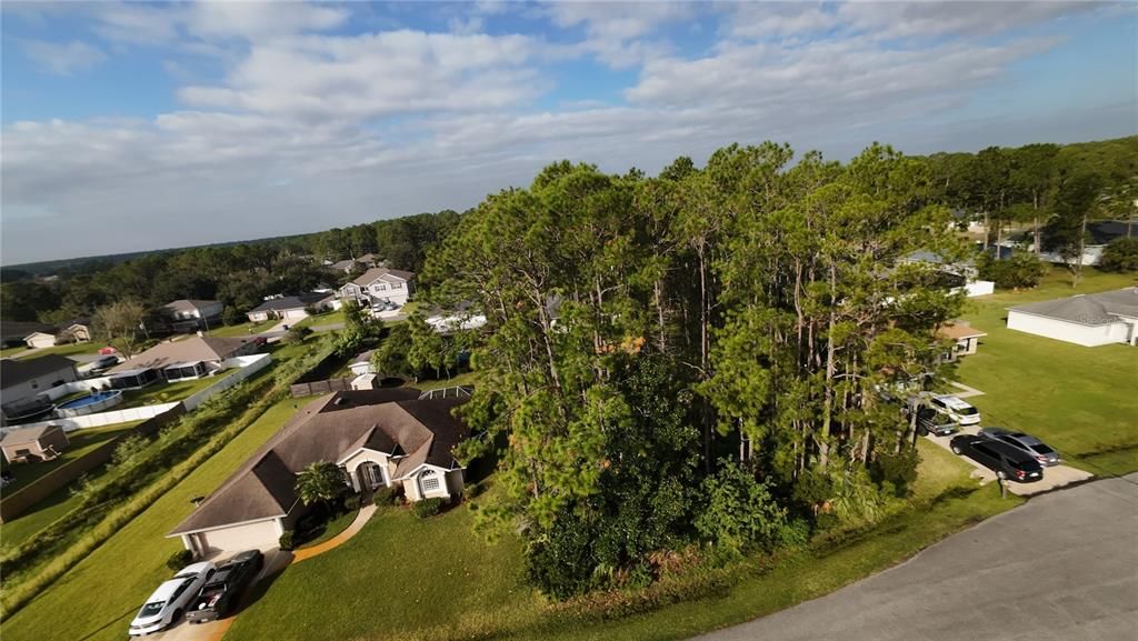 待售: $85,000 (0.23 acres)