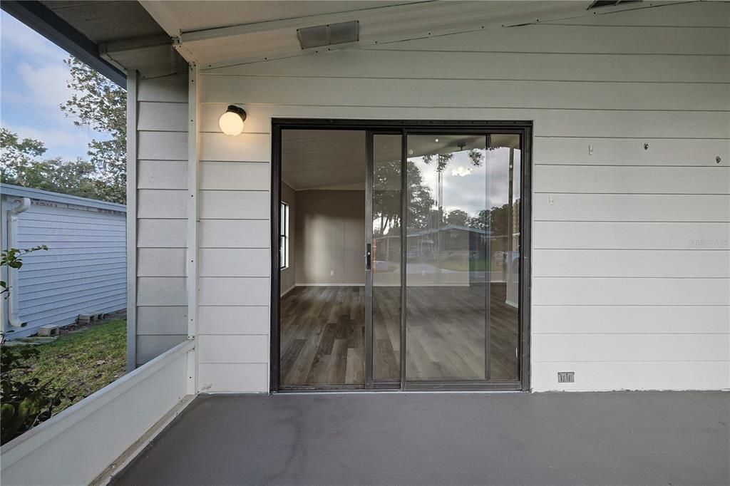 На продажу: $148,000 (2 спален, 2 ванн, 1152 Квадратных фут)