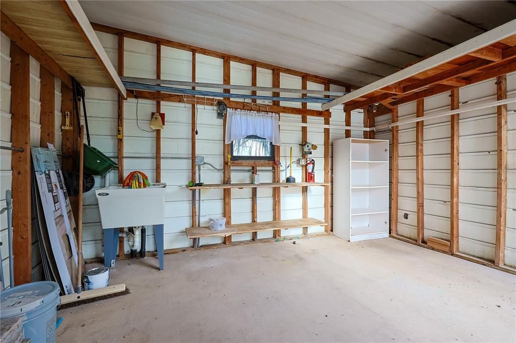 На продажу: $148,000 (2 спален, 2 ванн, 1152 Квадратных фут)